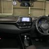 toyota c-hr 2017 quick_quick_ZYX10_ZYX10-2040199 image 3