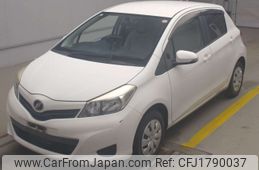 toyota vitz 2014 CFJ1790037