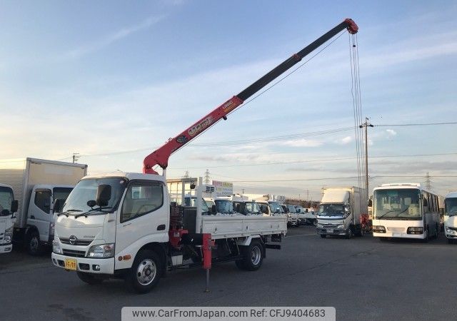 hino dutro 2014 REALMOTOR_N1024010195F-17 image 2