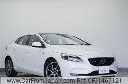 volvo v40 2015 -VOLVO 【名変中 】--Volvo V40 MB4164T--F2229071---VOLVO 【名変中 】--Volvo V40 MB4164T--F2229071-