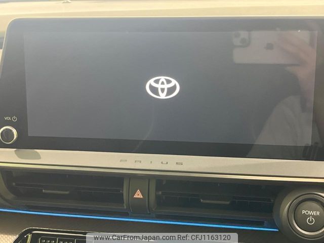 toyota prius 2024 CFJ1163120 image 2