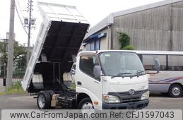 hino dutro 2011 CFJ1597043