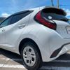 toyota aqua 2022 -TOYOTA--AQUA 6AA-MXPK11--MXPK11-2062617---TOYOTA--AQUA 6AA-MXPK11--MXPK11-2062617- image 9