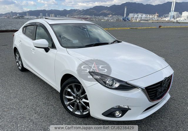 mazda axela-sedan 2016 CFJ8238429 image 1