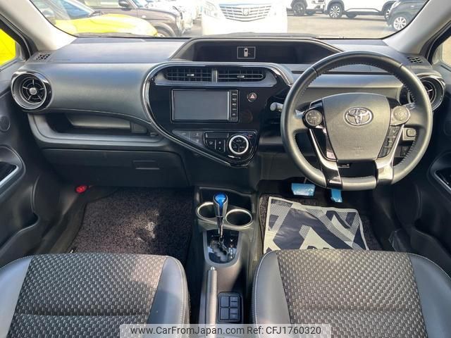 toyota aqua 2018 CFJ1760320 image 2