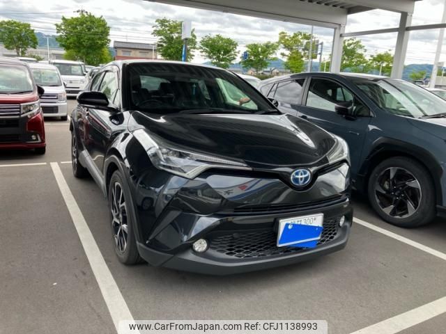 toyota c-hr 2017 -TOYOTA--C-HR DAA-ZYX10--ZYX10-2037521---TOYOTA--C-HR DAA-ZYX10--ZYX10-2037521- image 2