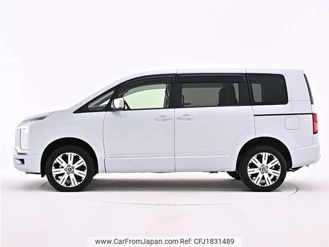 mitsubishi delica-d5 2024 CFJ1831489 image 2