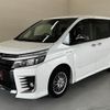toyota voxy 2016 221 image 65