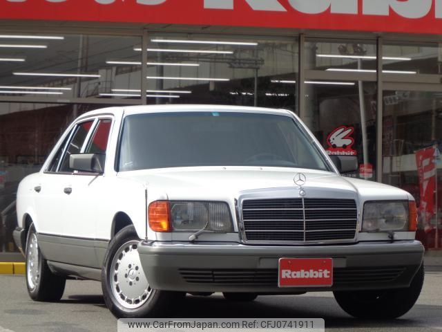 mercedes-benz s-class 1988 quick_quick_E-126035_WDB1260351A382551 image 1