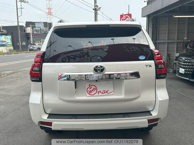toyota land-cruiser-prado 2018 GOO_JP_700056140630250524001 image 2