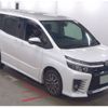 toyota voxy 2017 quick_quick_DBA-ZRR85W_0072169 image 4