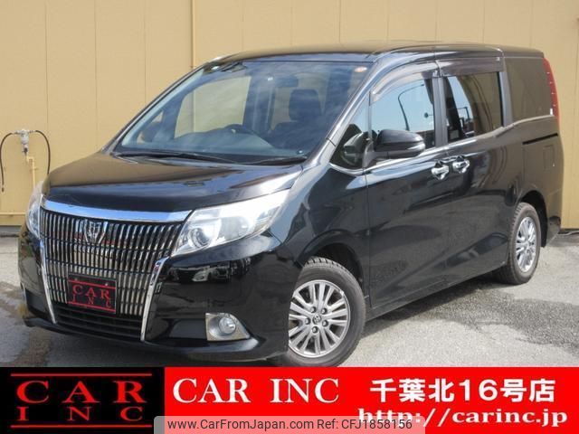 toyota esquire 2015 CFJ1858156 image 1