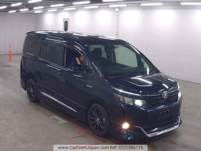 toyota voxy 2014 CFJ1586176 image 1