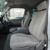 nissan caravan-coach 2005 quick_quick_TA-QE25_QE25-011108 image 6
