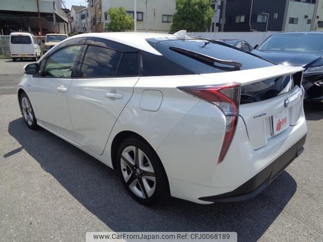 toyota prius 2017 quick_quick_DAA-ZVW50_ZVW50-8044022 image 2