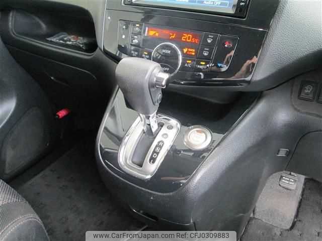 nissan serena 2012 TE4568 image 2