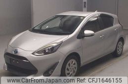 toyota aqua 2017 CFJ1646155