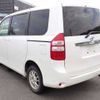 toyota noah 2013 504928-250627145052 image 1