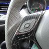 toyota c-hr 2017 quick_quick_DAA-ZYX10_ZYX10-2022725 image 9