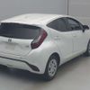toyota aqua 2022 -TOYOTA--AQUA 6AA-MXPK11--MXPK11-2065067---TOYOTA--AQUA 6AA-MXPK11--MXPK11-2065067- image 2