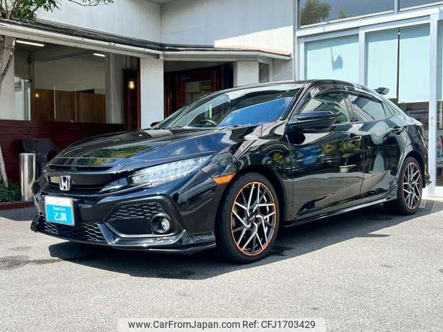 honda civic 2018 CFJ1703429 image 1