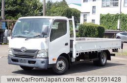 hino dutro 2012 CFJ1591428
