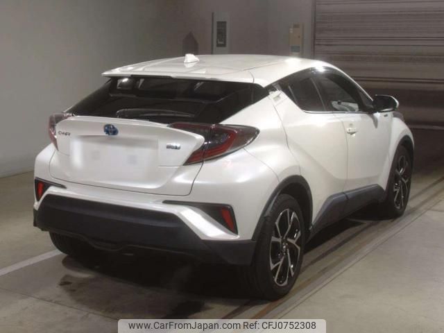 toyota c-hr 2017 quick_quick_DAA-ZYX10_ZYX10-2081431 image 2