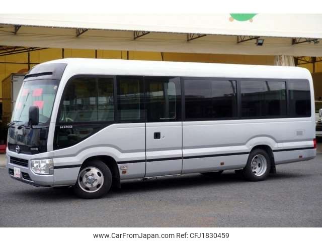 hino liesse 2017 CFJ1830459 image 1