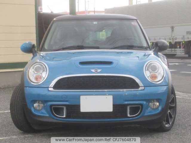 mini mini-others 2012 CFJ7604870 image 2