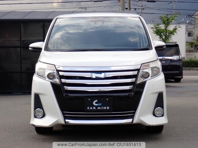 toyota noah 2016 CFJ1651613 image 2