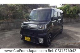 toyota pixis-mega 2017 CFJ1576042