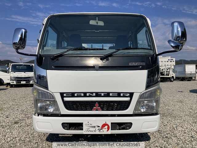 mitsubishi-fuso canter 2005 GOO_NET_EXCHANGE_0730233A30241123W002 image 2