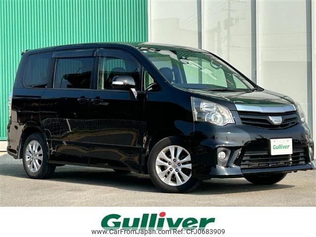 toyota noah 2013 -TOYOTA--Noah DBA-ZRR70W--ZRR70-0540422---TOYOTA--Noah DBA-ZRR70W--ZRR70-0540422- image 1