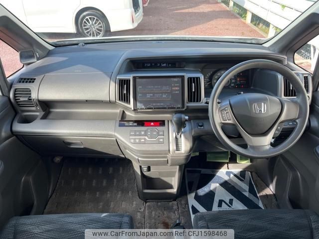 honda stepwagon 2013 CFJ1598468 image 2