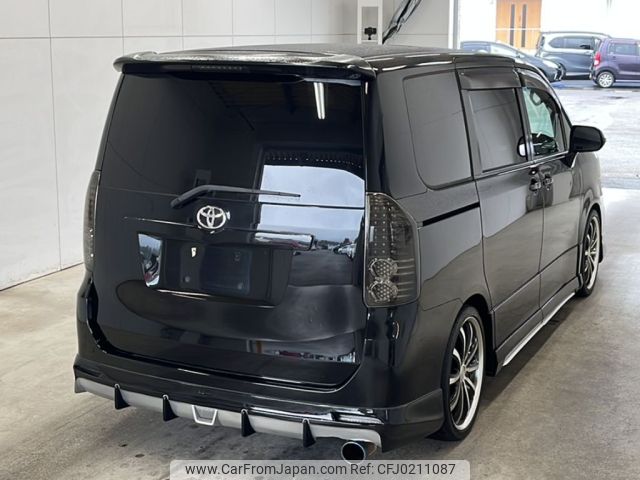 toyota voxy 2010 -TOYOTA--Voxy ZRR70W-0353335---TOYOTA--Voxy ZRR70W-0353335- image 2