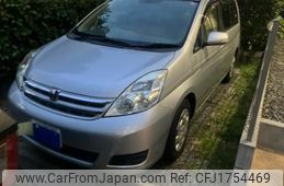 toyota isis 2011 CFJ1754469