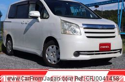 toyota noah 2007 O11365