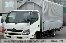 hino dutro 2015 CFJ1844309
