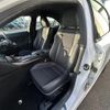 lexus is 2019 CFJ1795201 image 9