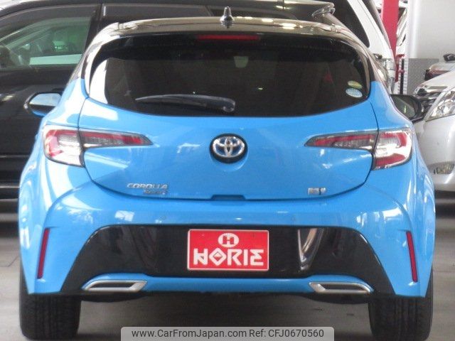 toyota corolla-sport 2019 -TOYOTA--Corolla Sport ZWE211H--1030682---TOYOTA--Corolla Sport ZWE211H--1030682- image 2