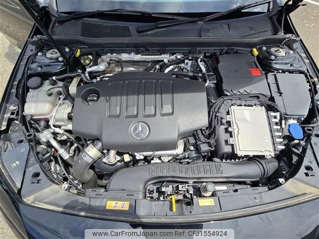 mercedes-benz a-class 2020 CFJ1554924 image 2