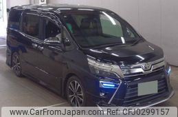 toyota voxy 2018 quick_quick_DBA-ZRR85W_0107576