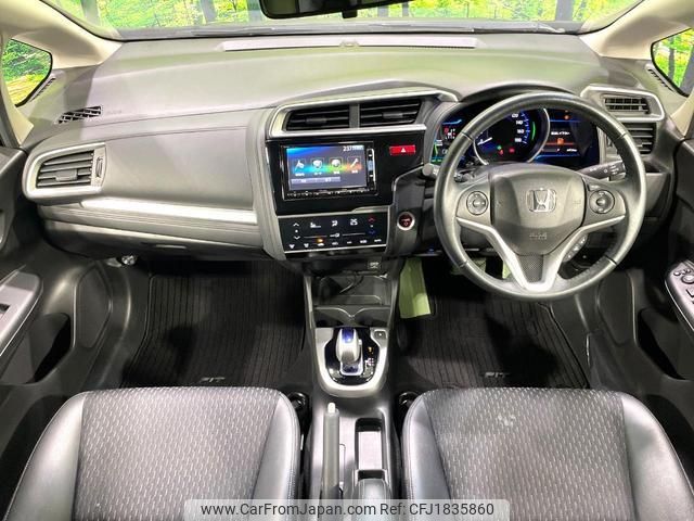 honda fit-hybrid 2015 CFJ1835860 image 2