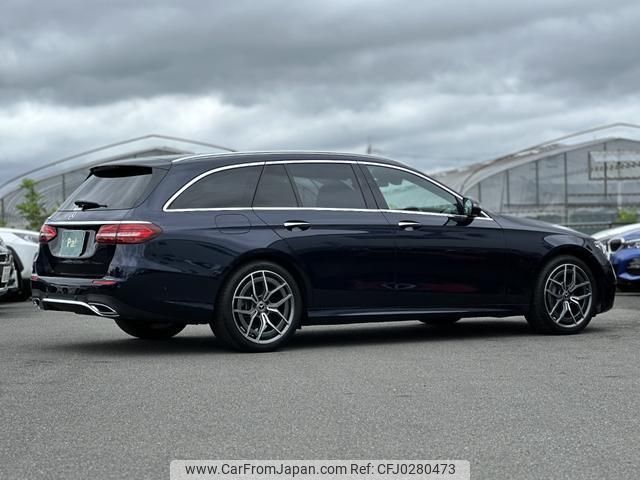 mercedes-benz e-class-station-wagon 2023 quick_quick_213277C_W1K2132772B116426 image 2