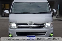 toyota hiace-wagon 2013 GOO_JP_700120021230240913001