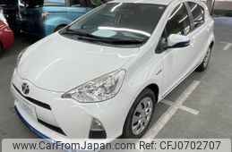 toyota aqua 2014 AF-NHP10-6352703