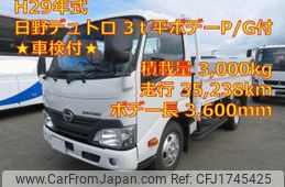 hino dutro 2017 CFJ1745425