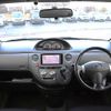 toyota sienta 2011 G00267 image 7