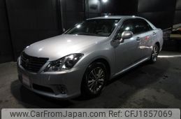 toyota crown 2010 CFJ1857069