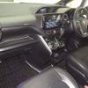 toyota voxy 2018 CFJ1835231 image 5